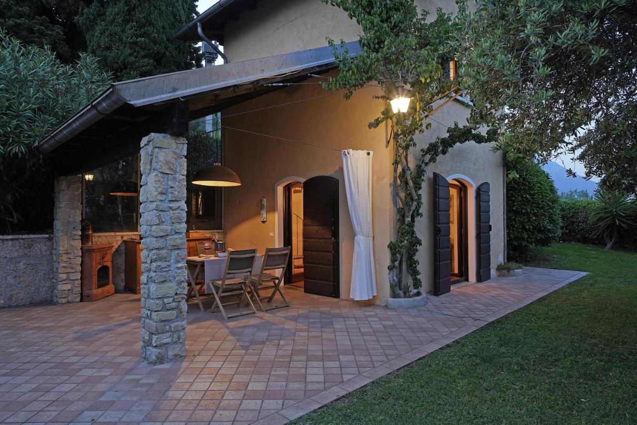 Villa Bouganville Toscolano Maderno Exteriér fotografie